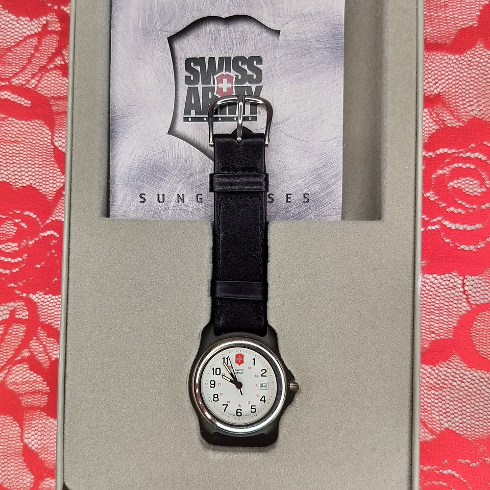 Swiss Army Model 24216 Original Series Watch
